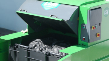 LSM Bin Maximiser 1100 literes zárt kukatömörítő hulladékkal